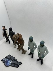 Hasbro Star Wars 3.75 Action Figures Loose Lot see photos / Mos Eisley Cantina