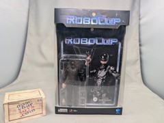 Brand New Hiya Toys Exquisite Mini Robocop 2014 Black Figure 1/18 4″