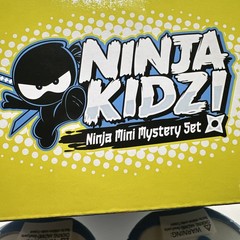4 Ninja Kidz Shadow Masters Mystery Surprise Figures Series 2 NEW SEALED Collect