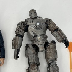 Hasbro Marvel Legends Iron Man Tony Stark Iron Man Mark 1 First Ten Years 2-pack