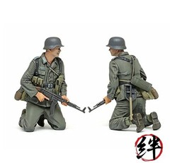 TAMIYA 1/35 No.382 German Infantry Set (Late Battle) Plastic model