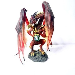 McFarlane Dragons Sorcerer Figure 2005 Red Gold Variant Display READ