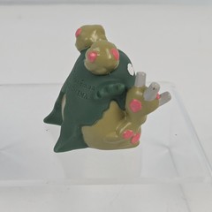 Pokemon Kids Finger Puppet 2011 Garbodor US SELLER