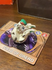 Bakugan Pearl B1 Mantis Pearl