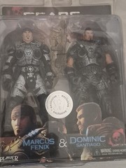 NECA Gears of War 2 Marcus Fenix and Dominic Santiago. Toys R Us Exclusive. New