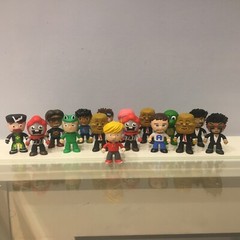 TUBE HEROES BLIND CAPSULE MYSTERY FIGURE “LDSHADOWLADY” Lot Set Of 16 PCS GUC