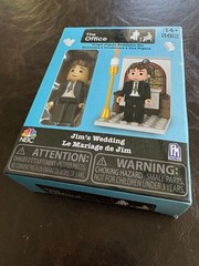 The Office Single Figure Buildable Sets Jim’s Wedding & Pam’s Beach Games – PM