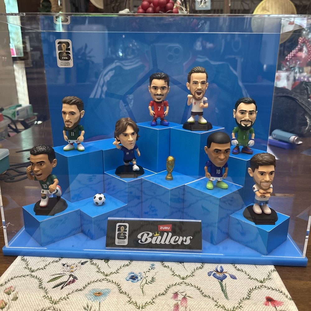 2026 FIFA World Cup ZURU Ballers Soccer Display Case Various Players MESSI~ New