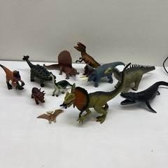 Lot Of 10Misc sizes Plastic Dinosaurs. Varies Types Excellent Vintage 2000s