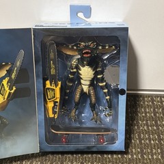 NECA Gremlins Ultimate Stripe 7″ Figure w/ Chainsaw & Skateboard NIB Halloween