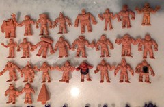 Vintage Lot of 56 Flesh Color Muscle Men M.U.S.C.L.E. Figures Mattel 1 Transform