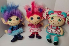 Flip Zee Girls Zoey Plush Stuffed Doll, Winter Wonderland, Pretty In Pink Troll