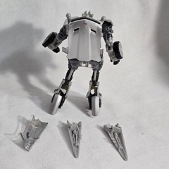 Transformers Studio Series 29 DOTM SIDESWIPE – Incomplete