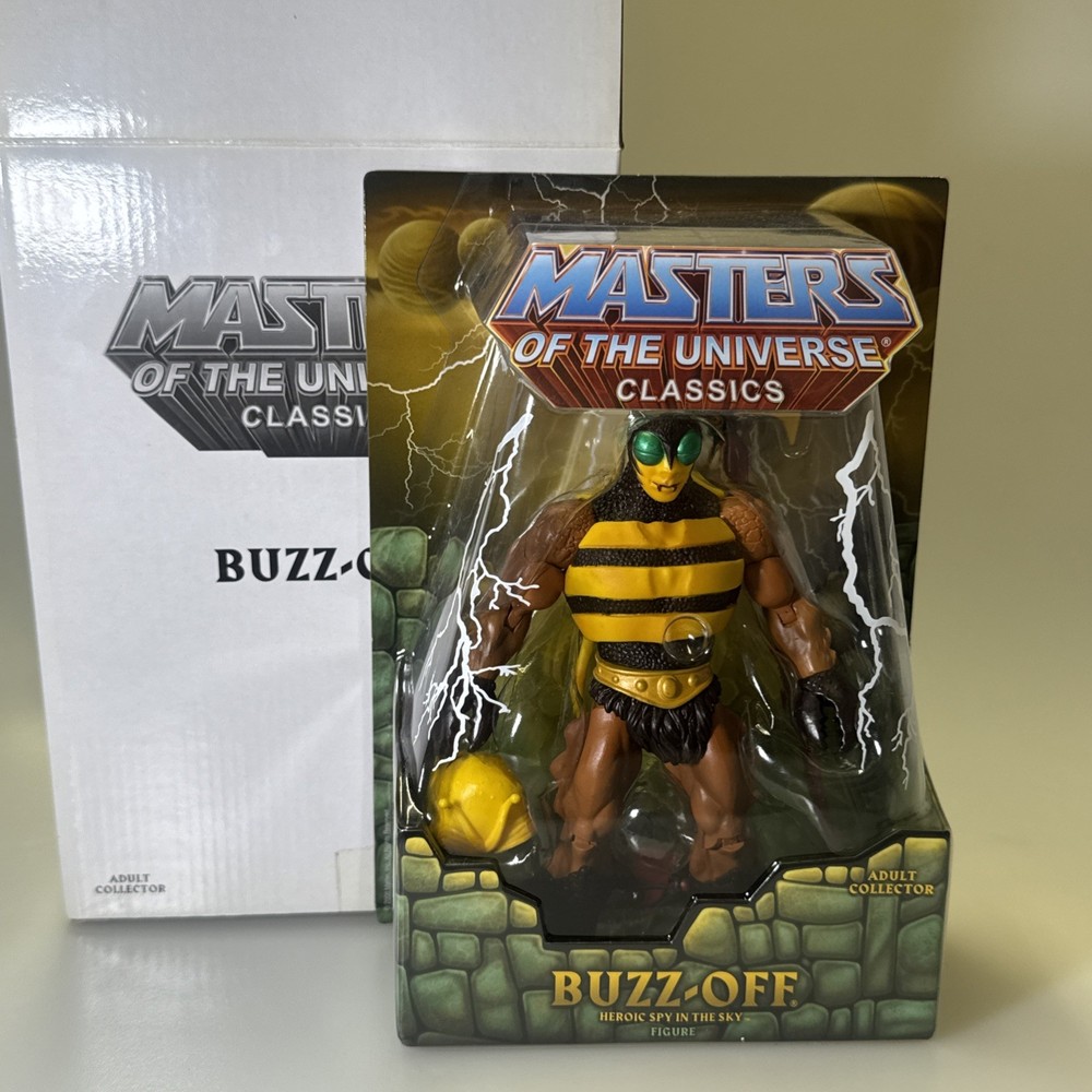 Masters of the Universe Classics Buzz-Off Adult Collector Figure New In Box