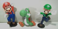 Nwot Nintendo Super Mario Bros. PVC Figure Lot, Mario, Luigi, Yoshi
