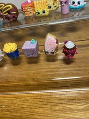 Large Shopkins Lot 30 Pcs. Pie Cake Cupcakes Poppy Corn, Figures