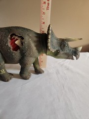 Kenner Jurassic Park Triceratops JP.08 Vintage 1993 Dino Damage No Wound Cover