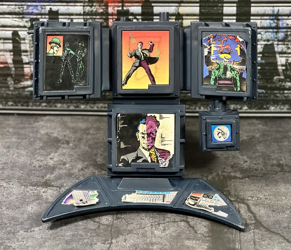Kenner Batman Forever Batcave Play Set Computer