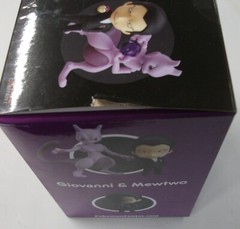 NEW Nendoroid Giovanni & Mewtwo English Pokemon Center Version