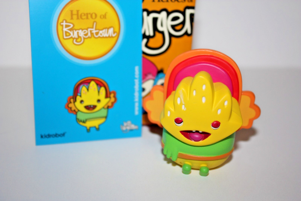 KIDROBOT 2008 TITTYMON THE HEROES OF BURGERTOWN JON BURGERMAN DESIGNER ART