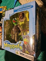 The Muppets Adventure Kermit Frog Indiana Jones Palisades Tour exclusive Figure