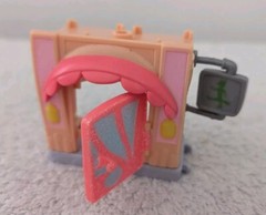 Disney Doorables Zootopia House And Characters Playset Lot Retired
