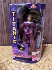 History of Titanic MARGARET “Unsinkable Molly” BROWN Fig Never Removed From Box