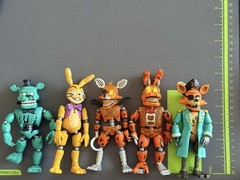 LOT OF 5 FUNKO FIVE NIGHTS AT FREDDYS 5″ CURSE OF DREADBEAR 2021 COMPLETE WAV