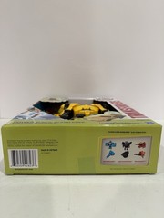 Transformers Robots in Disguise Power Hero Bumblebee w/ Buzzstake Action Figure