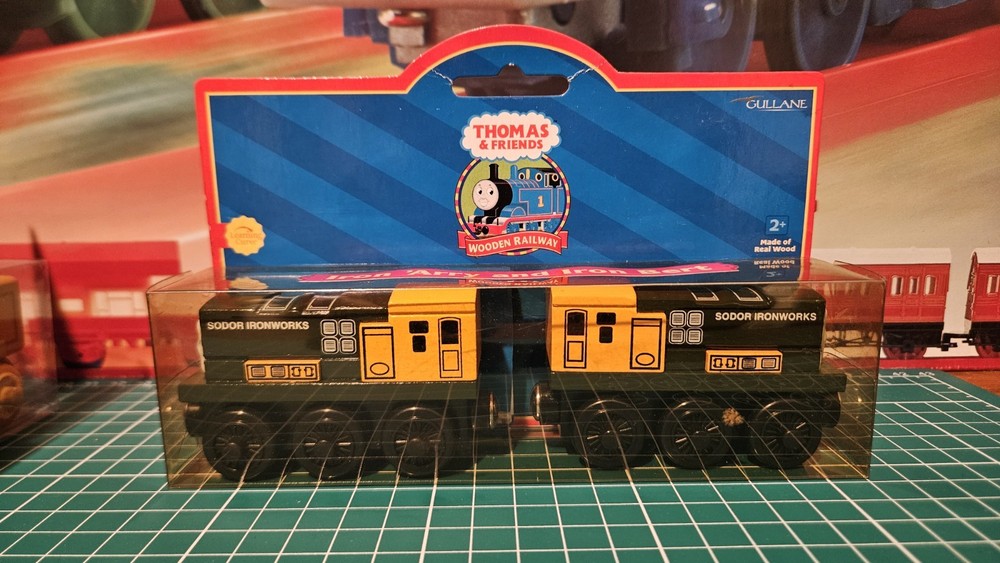 2003 Learning Curve Thomas Train Wooden Railway Iron Arry And Bert NEW