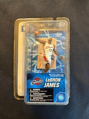 Mc Farlane 2006 LeBron James Cleveland Cavaliers 4″ Figurine – Unopened