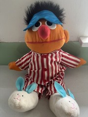 1996 TYCO Sesame Street Talking Sleepy Time Snoring Ernie Plush Doll Bedtime 15″