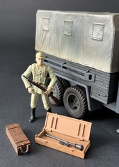 Indiana Jones 1:18 WWII German Military Cargo Truck 3.75 Raiders Of The Lost Ark