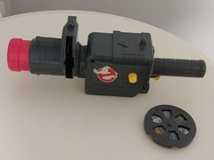 Vintage Real Ghostbusters Ghost Zapper Projector Gun Kenner + Disc