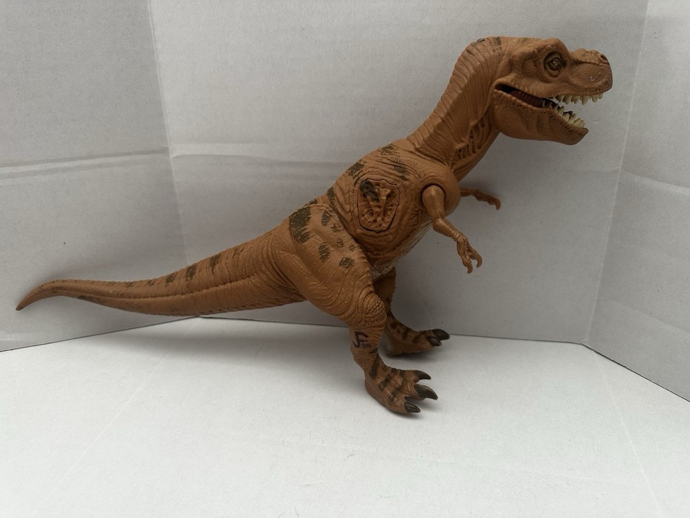 Vintage 1993 Jurassic Park Young T-Rex w/ Dino Damage Wound Piece JP06 Kenner