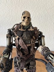 Hot Toys Terminator Salvation MMS 104 T-600 Terminator Rubber Skin Edition 1/6