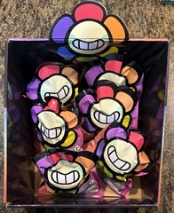 Dandy’s World Mystery Plush Bag Clips Keychain Display And 6x Packs Sealed