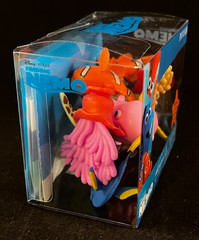 Disney Pixar – Finding Nemo – Critter Crate – Mini Figures, Accessories & Play