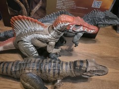 Jurassic World Hammond Collection Trex,Spino, And Giga Figure Lot Of 3