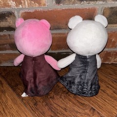 OFFICIAL ROBLOX PIGGY 8″ SOFT PLUSH TOYS SET OF 2 PINK AND WHITE