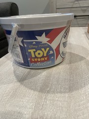 Toy Story Bucket O’ Soldiers 72++! Piece Set Disney Store Exclusive Vintage!!