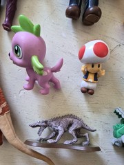 Lot Of Action Figures & Toys From Popular Animes & Cartoons! Vintage! Very Cool!