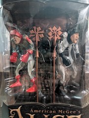 American McGee’s Alice – Card Guards Figure New In Box –