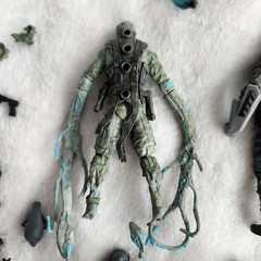 GI JOE 2010-2011 Figures Lot & Accessories Zombie Viper Cobra Desert Firefly