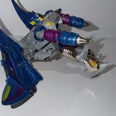 Transformers Beast Wars Transmetals Heroic Maximal Depth Charge Incomplete