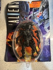 Kenner ALIENS ALIEN QUEEN 1992 Action Figure Lot Of 2 Unopened