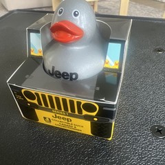 Jeep Branded 2″ Ducks in Paper Jeep 4×4 Box – Silver Sparkle Series 1