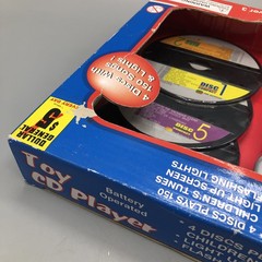 Classic Toy Portable CD Player Ages 3+ 4 Discs 150 Songs & Light Children’s NEW