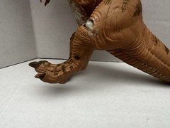 Vintage 1993 Jurassic Park Young T-Rex w/ Dino Damage Wound Piece JP06 Kenner