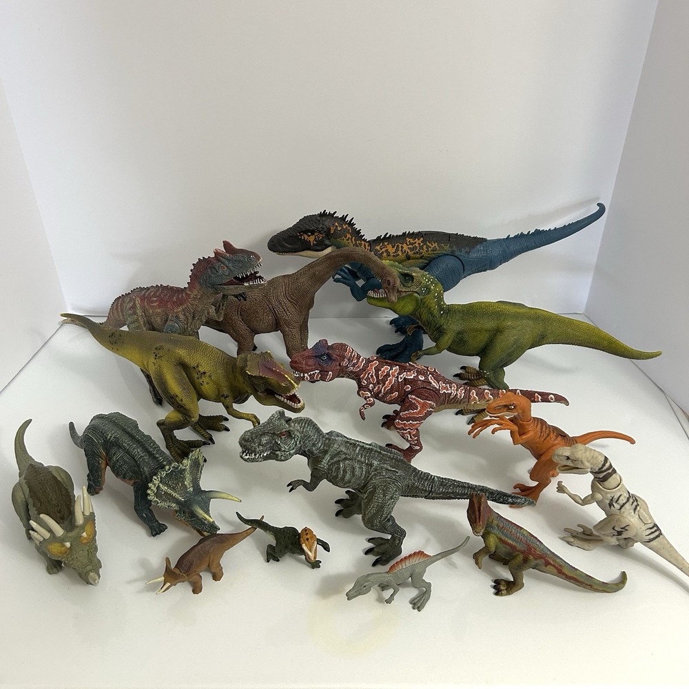 Dinosaur action figure mixed lot of 15 Jurassic World & Vtg Solid Dino figurine